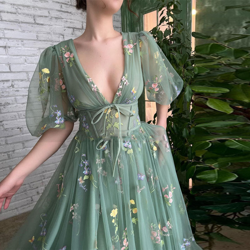 MH0430 Green Tulle Ball Dress Bubble Sleeve V-Neck Sexy Long Dress